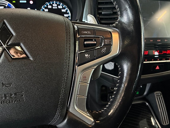 Mitsubishi Outlander 24 of 27