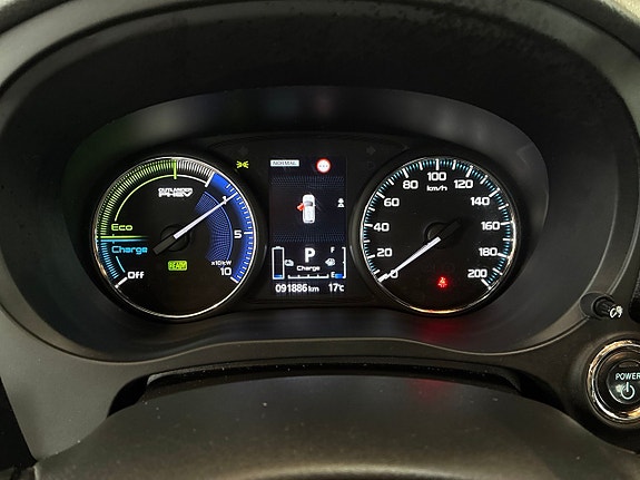 Mitsubishi Outlander 25 of 27
