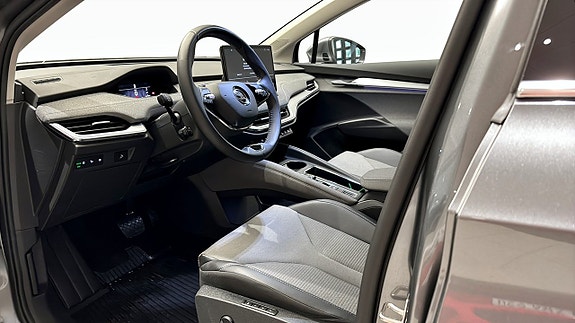 Skoda Enyaq 7 of 14