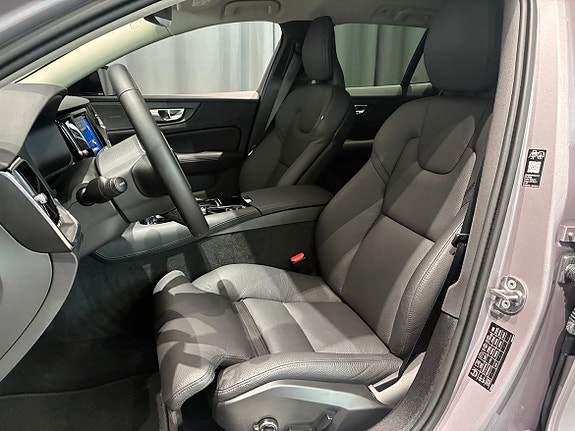 Volvo V60 7 of 18