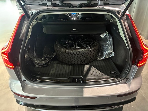 Volvo V60 11 of 18
