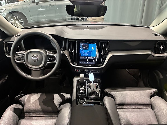 Volvo V60 15 of 18
