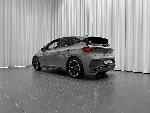 Cupra Born 3 of 13