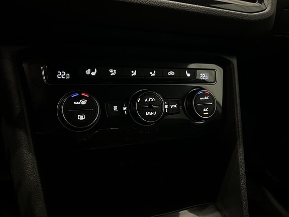 Volkswagen Tiguan 15 of 17