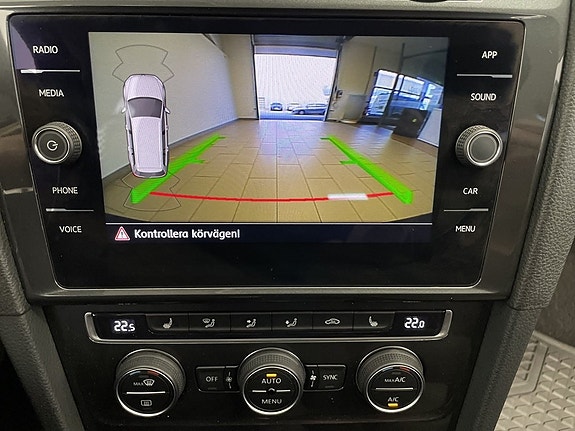 Volkswagen Golf I 18 of 18