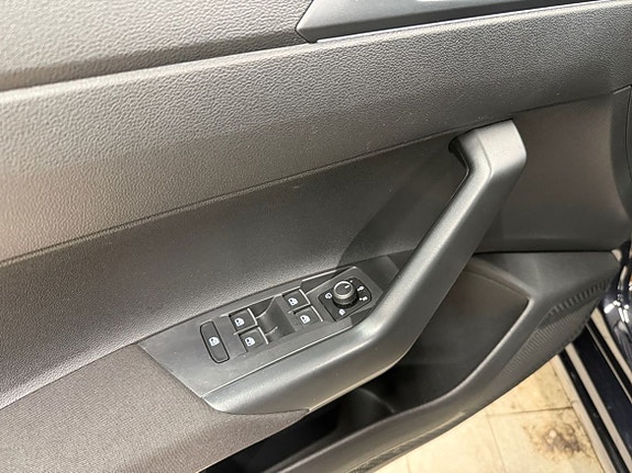 Volkswagen Taigo 8 of 21