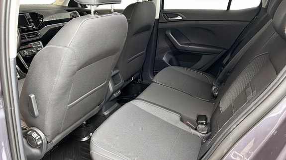 Volkswagen T-Cross 11 of 13