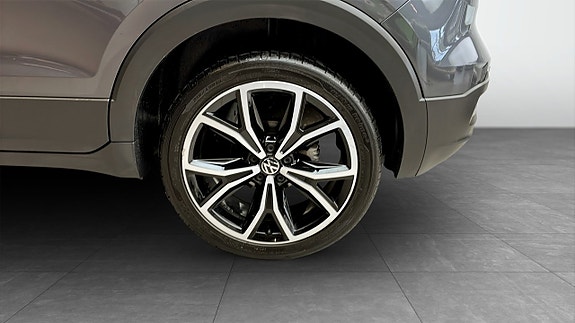 Volkswagen T-Cross 6 of 13