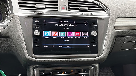 Volkswagen Tiguan Allspace 9 of 12