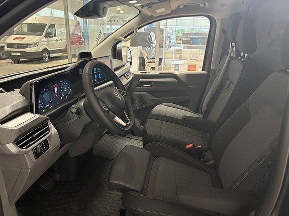 Volkswagen Transporter 8 of 19