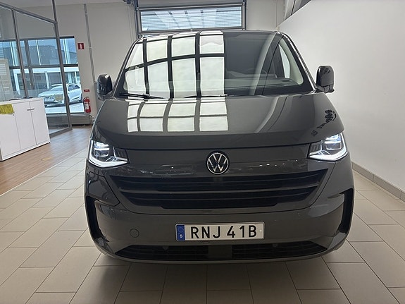 Volkswagen Transporter 2 of 19