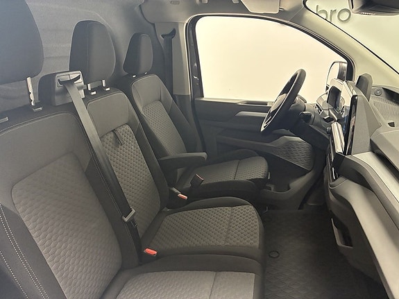 Volkswagen Transporter 12 of 19