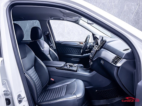 Mercedes-Benz GLE350 d 15 of 30