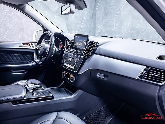 Mercedes-Benz GLE350 d 14 of 30