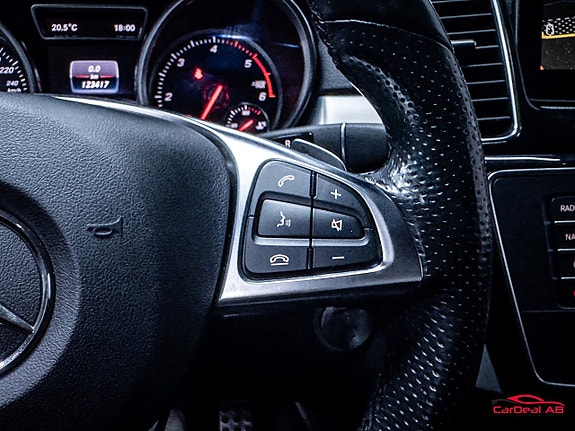 Mercedes-Benz GLE350 d 24 of 30