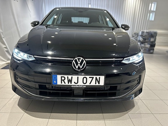 Volkswagen Golf I 2 of 18