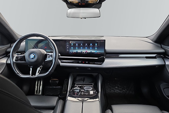 BMW 530e 10 of 10