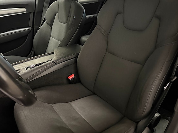 Volvo V90 8 of 19