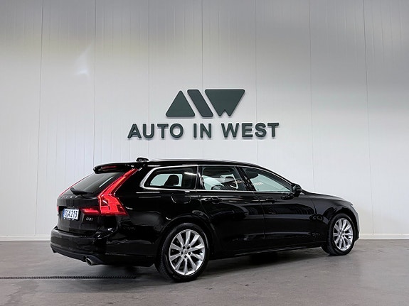 Volvo V90 16 of 19