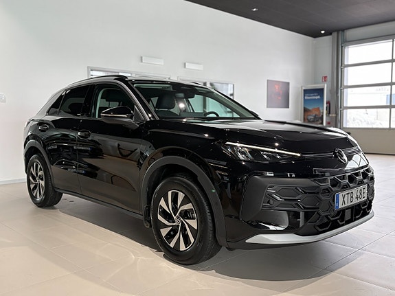 Volkswagen T-Roc 6 of 13