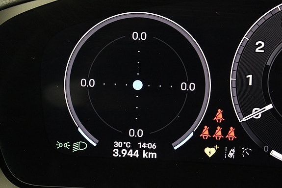 Porsche Cayenne 16 of 24