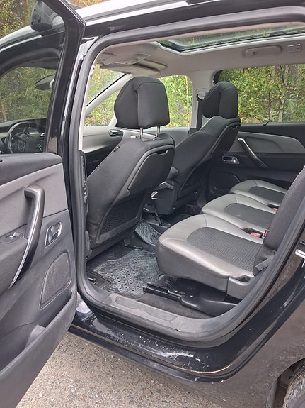 Citroen Grand C4 Picasso 6 of 11