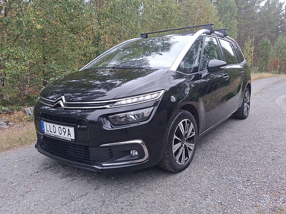 Citroen Grand C4 Picasso 2 of 11