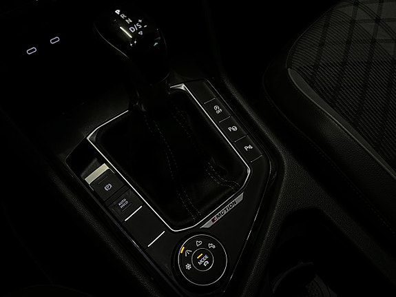 Volkswagen Tiguan 11 of 23