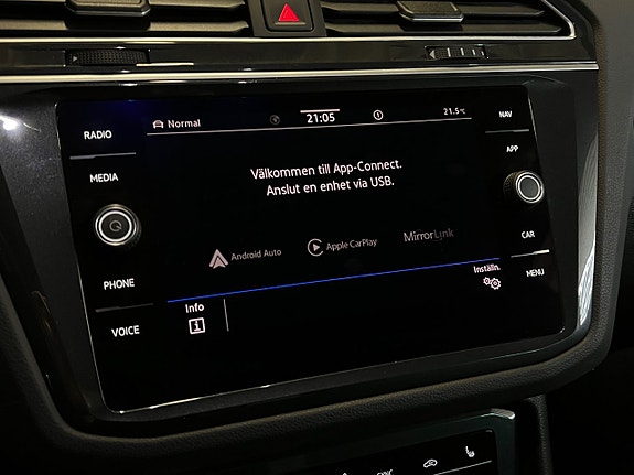 Volkswagen Tiguan 14 of 23