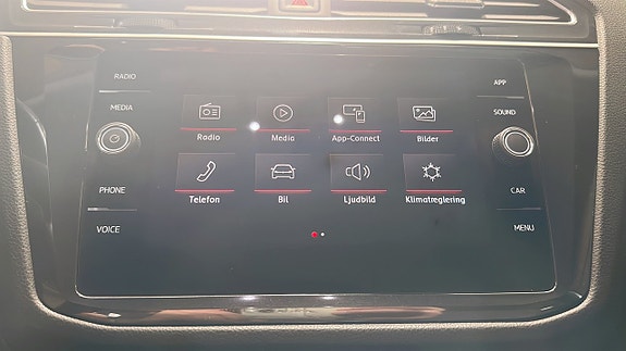 Volkswagen Tiguan 9 of 21