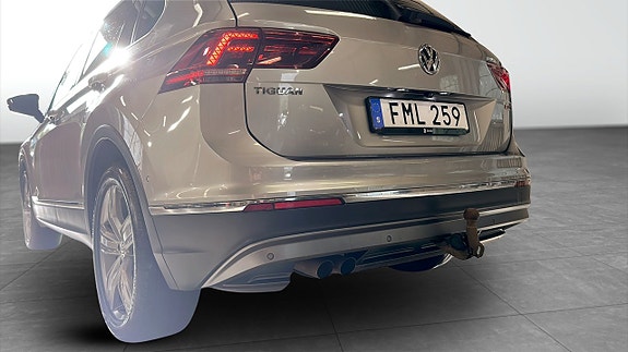 Volkswagen Tiguan 14 of 21