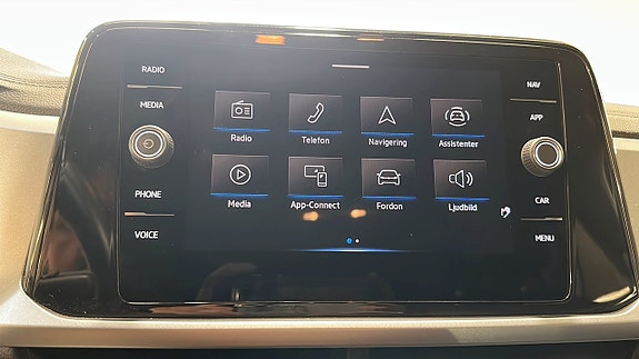 Volkswagen T-Roc 9 of 21