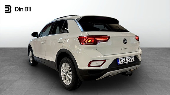 Volkswagen T-Roc 3 of 21
