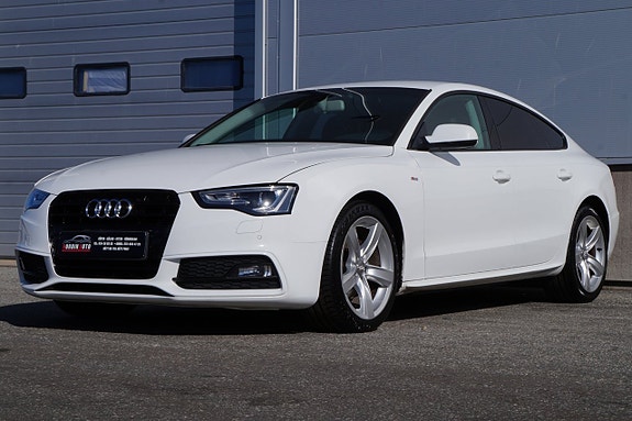 Audi A5 3 of 16