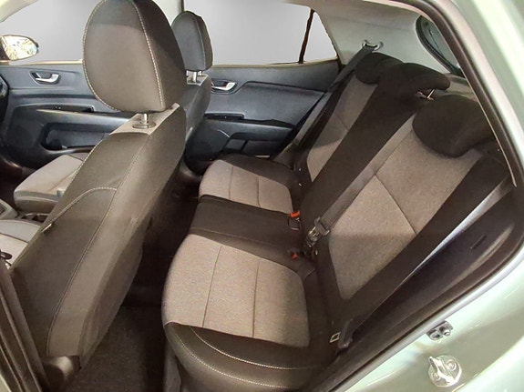 Kia Stonic 9 of 14