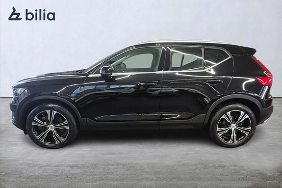Volvo XC40 6 of 22
