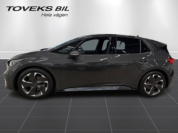 Cupra Born 6 of 12
