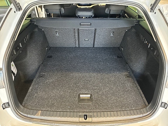 Skoda Octavia 12 of 15