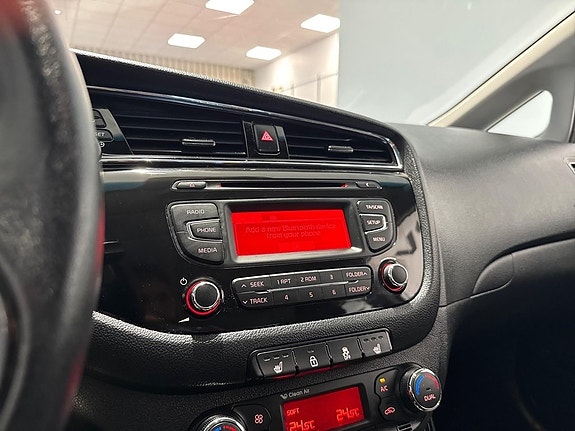 Kia Ceed 15 of 23