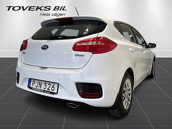 Kia Ceed 4 of 23
