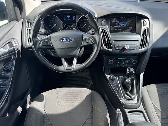 Ford Focus 12 of 15