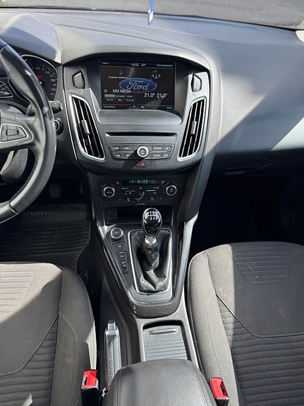 Ford Focus 13 of 15