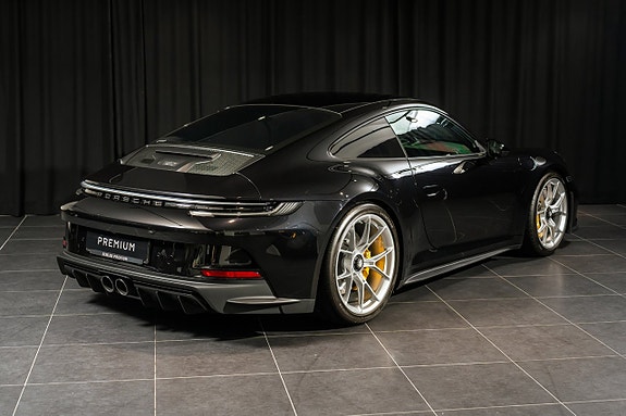 Porsche 911 GT3 5 of 21