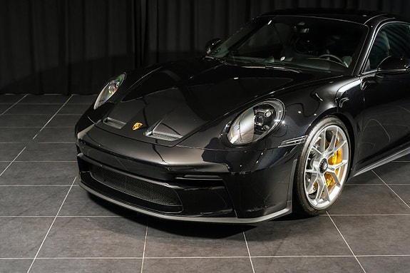 Porsche 911 GT3 8 of 21
