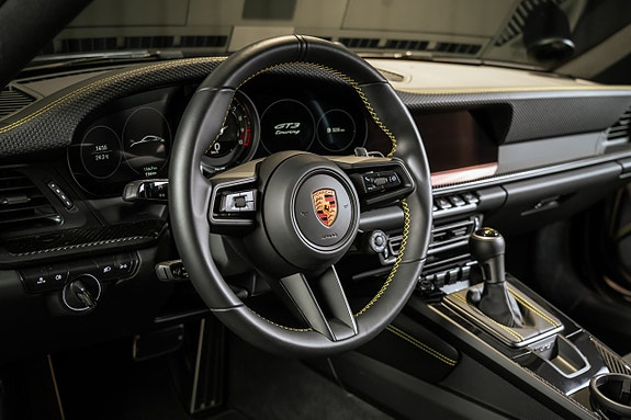 Porsche 911 GT3 13 of 21