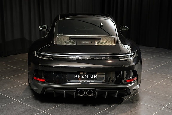 Porsche 911 GT3 4 of 21