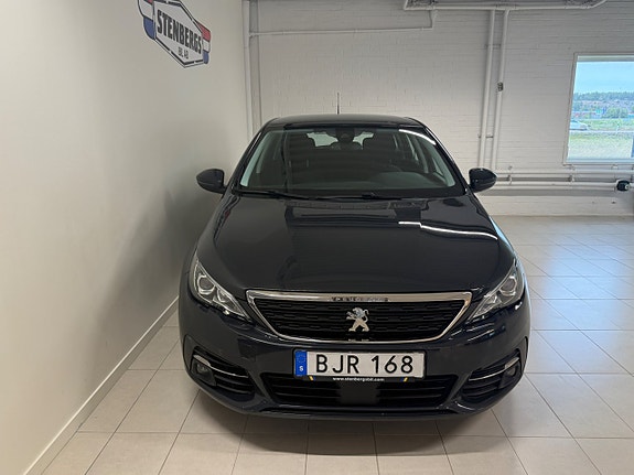 Peugeot 308 SW 2 of 12