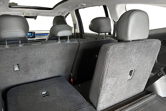 Hyundai Ioniq 9 10 of 16