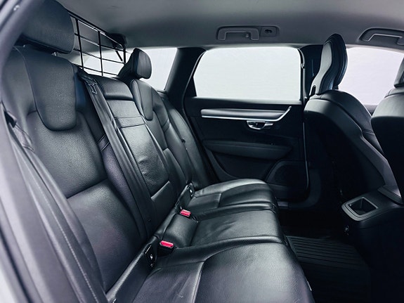 Volvo V90 8 of 18