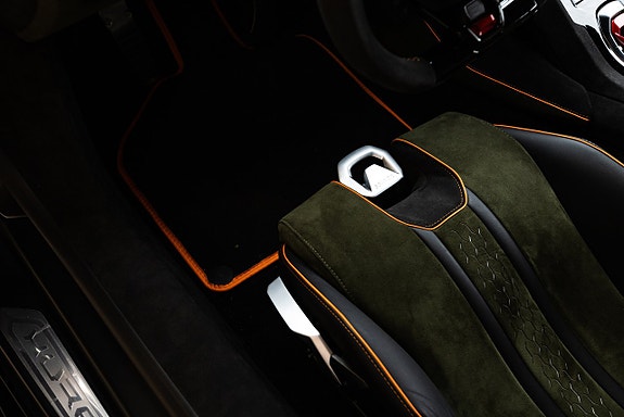 Lamborghini Huracan 23 of 30